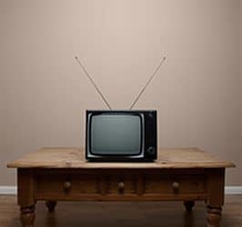 Tune in With Twitter: Driving Discovery and Engagement With TV